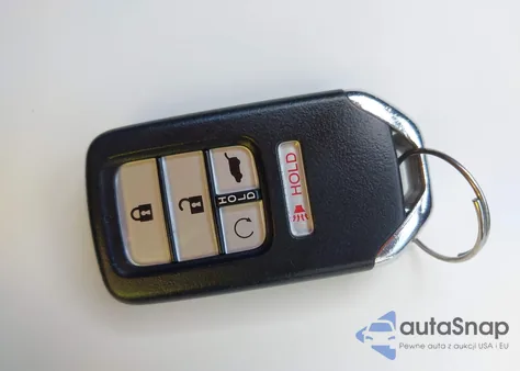 2018 Honda Cr-V Touring z USA, uszkodzony, nr VIN 5J6RW2H92JL032463